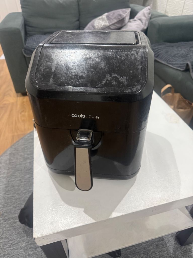 Air fryer 