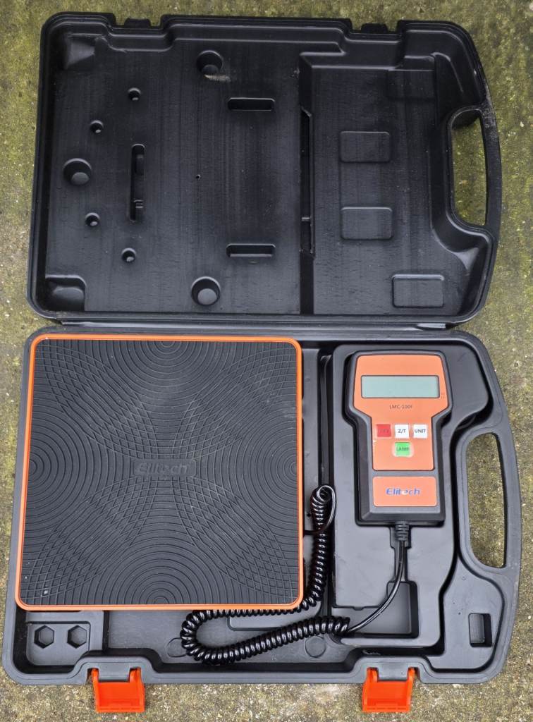 ELITECH LMC 100F Refrigerant Heat Pump Scale. READ DESCRIPTION PLEASE.