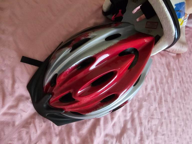 adult helmet medium adjustable strap