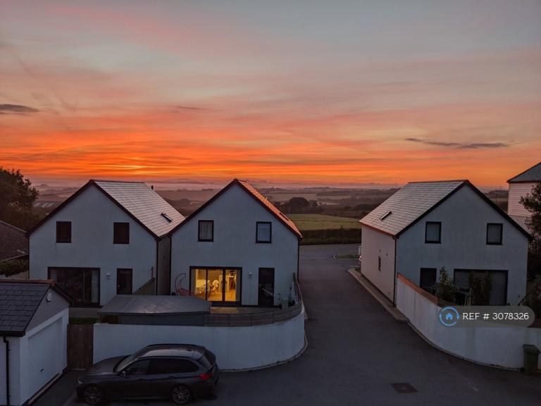 3 bedroom house in Chynoweth View, Newquay, TR8 (3 bed) (#3078326)