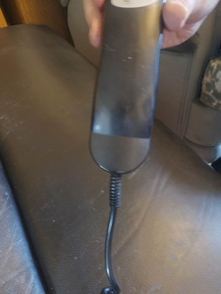 Black Leather Recliner Armchair – Good Condition