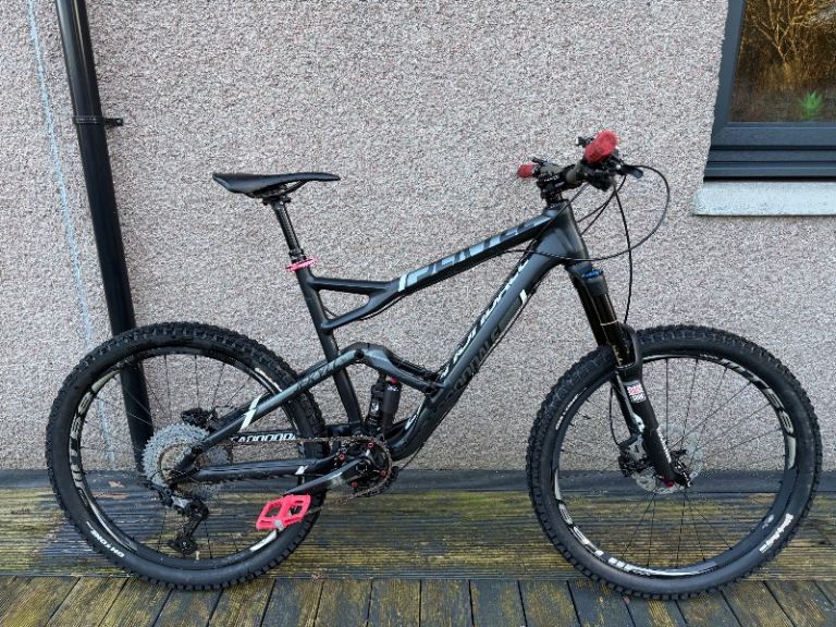 Cannondale Jekyll 3 (Large) – Upgraded Enduro Bike, Pike Fork, XT Brakes, SLX 12s