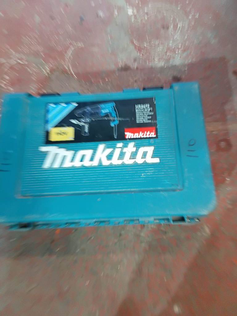 MAKITA ROTARY HAMMER DRILL HR2470