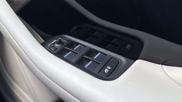 2022 Jaguar I-Pace 294kW EV400 SE 90kWh 5dr Auto [11kW Charger] HATCHBACK ELECTRIC Automatic