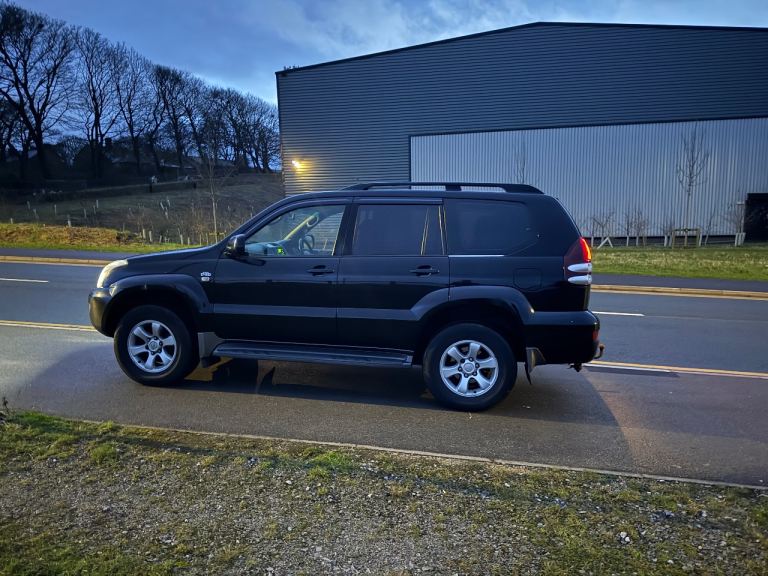 Toyota, LAND CRUISER, Estate, 2005, Other, 2982 (cc), 5 doors