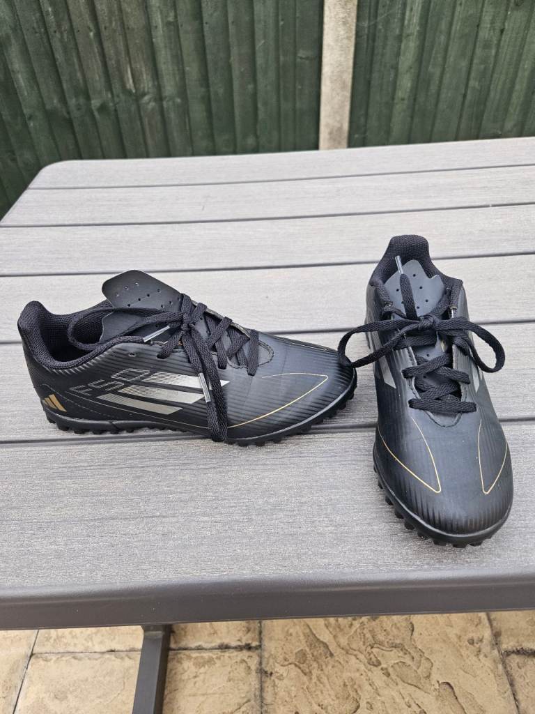 Adidas astro turf football boots 