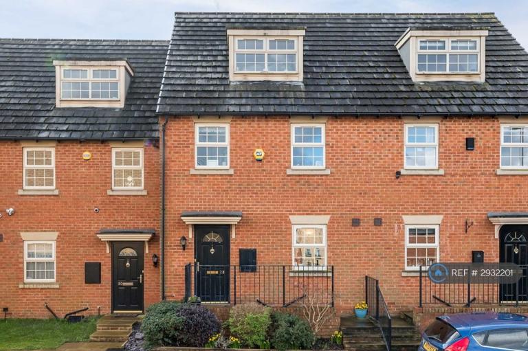 3 bedroom house in Goffee Way, Morley, Leeds, LS27 (3 bed) (#2932201)