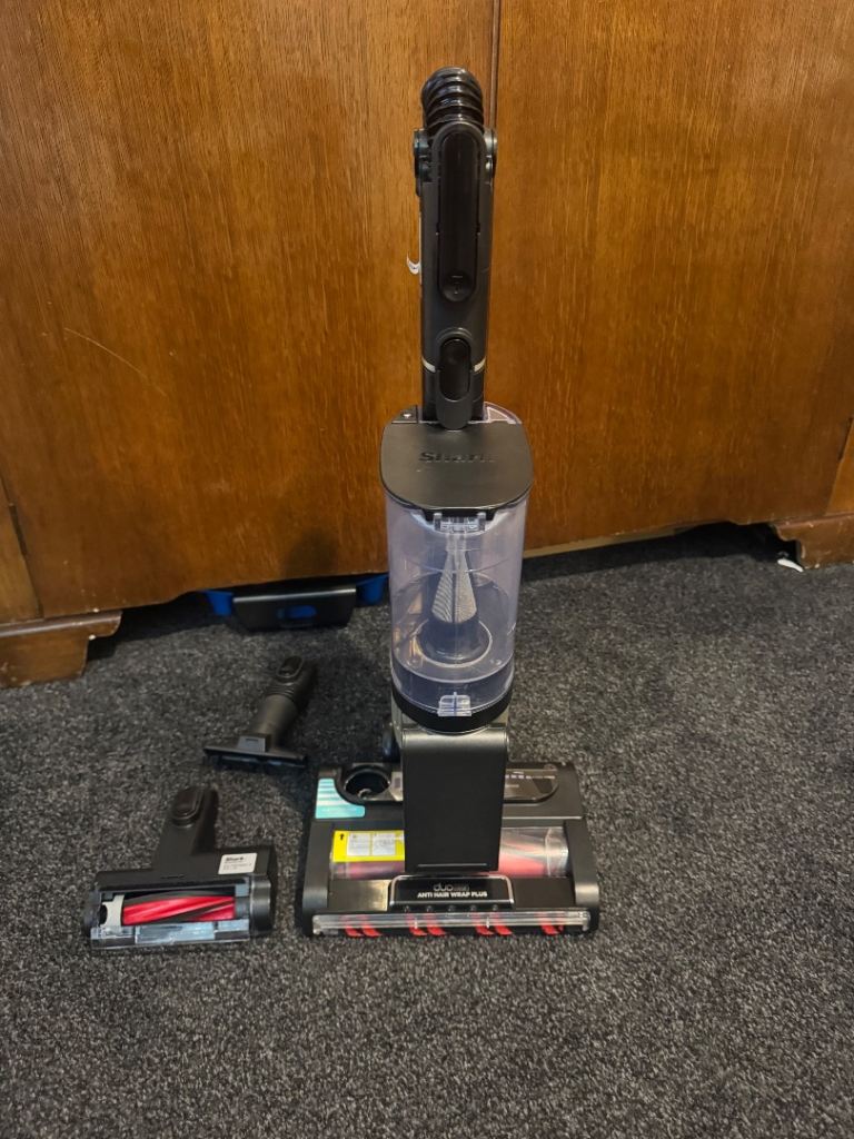 image for New shark vacuum 