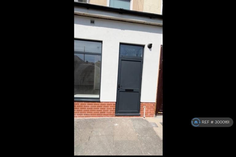 3 bedroom house in Moor Park Avenue, Blackpool, FY2 (3 bed) (#3000161)
