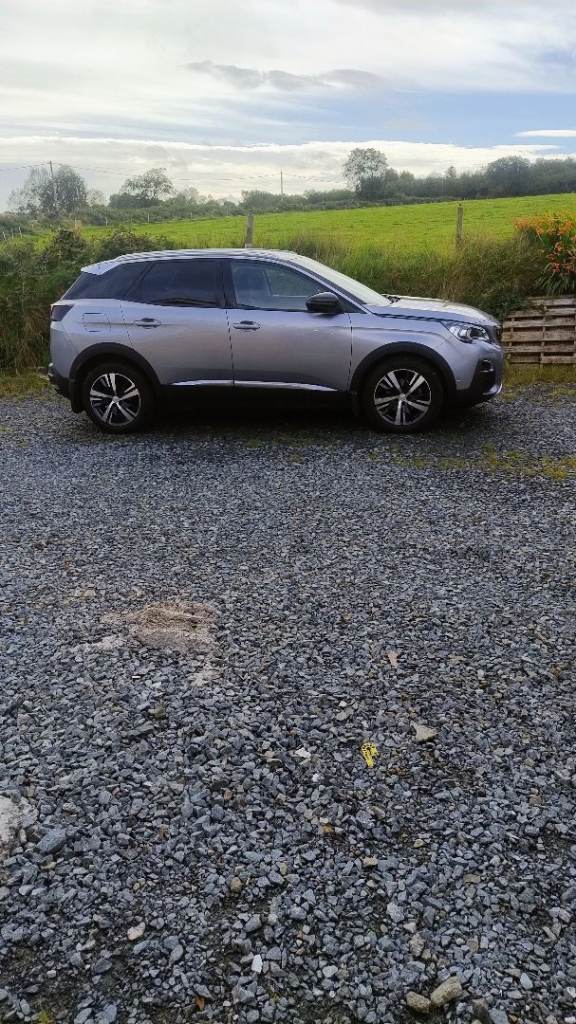 Peugeot, 3008, Hatchback, 2017, Manual, 1560 (cc), 5 doors