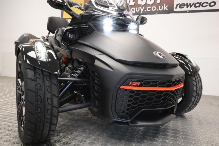 NEW 2025 75 REG CAN-AM SPYDER F3-S SEMI AUTOMATIC TRIKE - GREAT SPEC