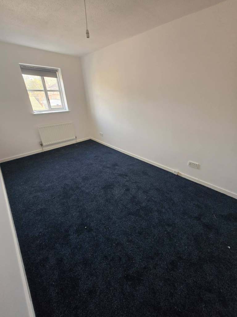 Stunning 3 Bedroom semi detatched in Beckton E6