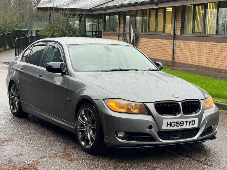 BMW, 3 SERIES, Saloon, 2009, Manual, 1995 (cc), 4 doors