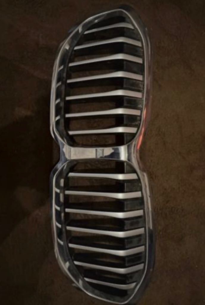 2019/2024 BMW 118i front grill.