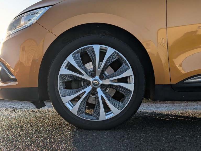 2016 Renault Scenic 1.6 dCi Dynamique S Nav 5dr MPV DIESEL Manual