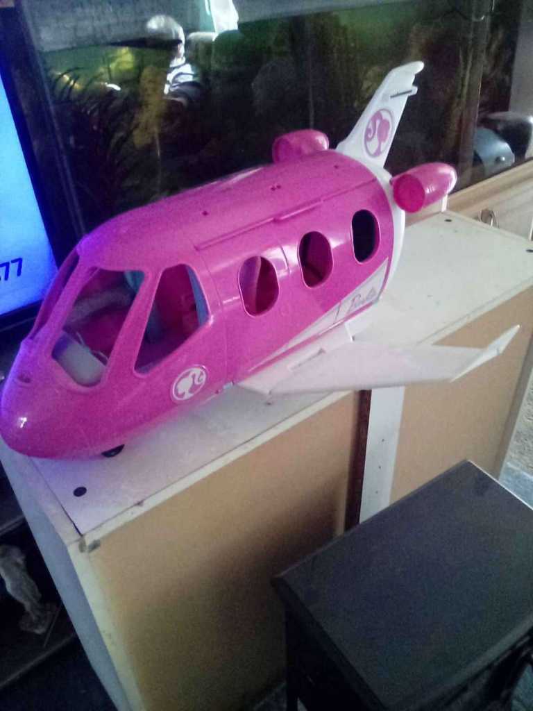 Barbie plane