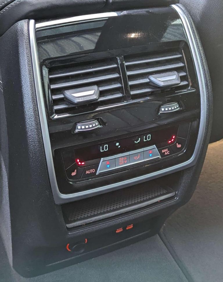  BMW X7 3.0 X7 xDrive 40i M Sport Auto 4WD 5dr Petrol Automatic