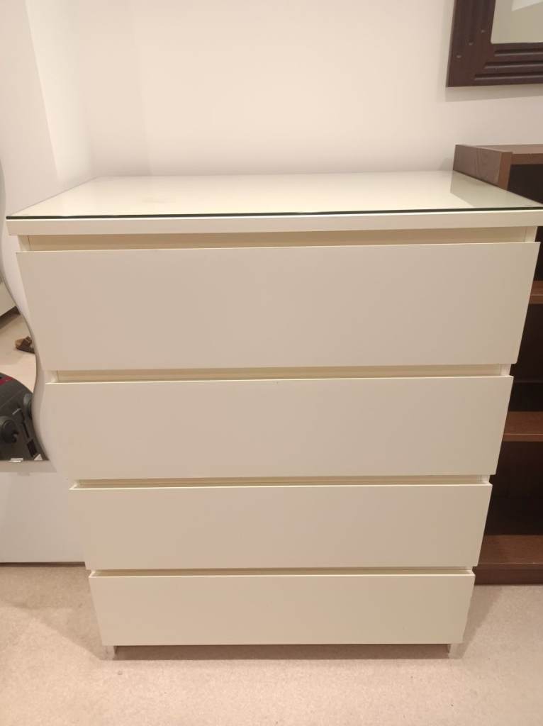 White MALM Chest of 4 Drawers with Glass Top