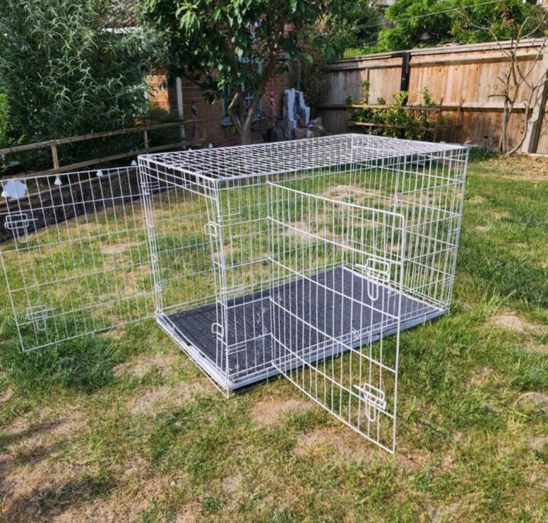 White dog crate 
