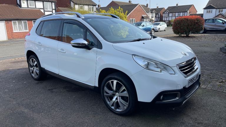 Peugeot 2015 Feline Panoramic Roof SatNav 1.6 BlueHdi Diesel Model 2008