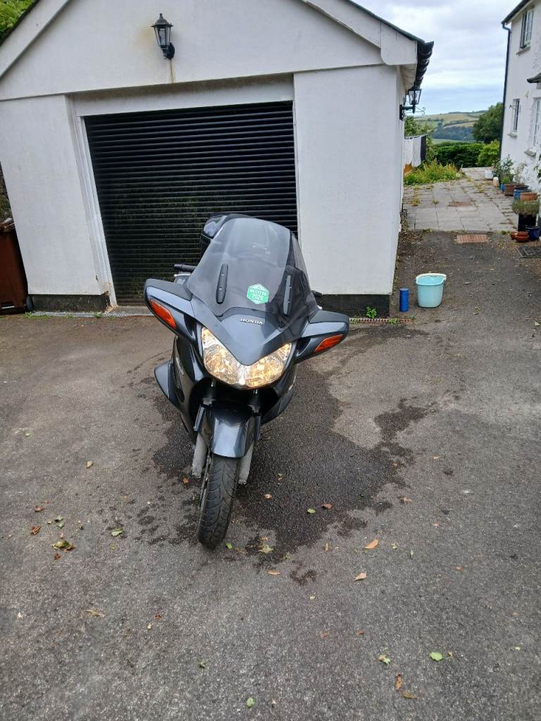 Honda ST1300A Pan European