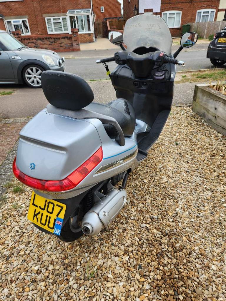 Piaggio, X8 PREMIUM, 2007, 244 (cc)