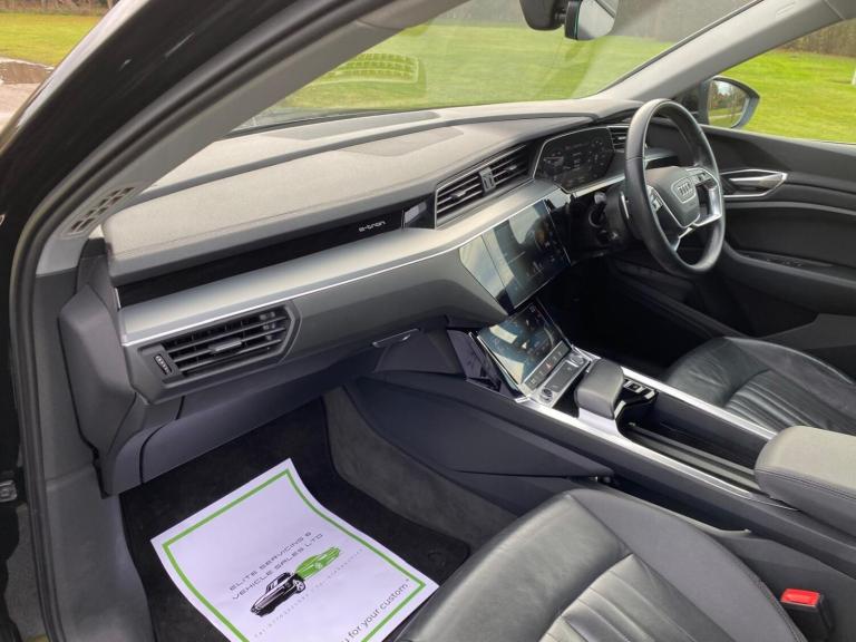 AUDI E-TRON 50 Technik 2020