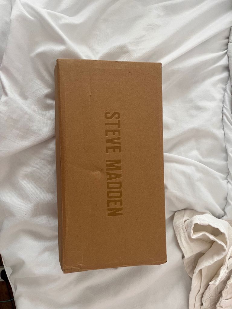 Brand new Steve Madden strappy heels