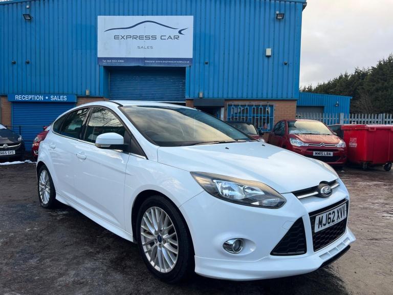 2012 Ford Focus 1.6 TDCi Zetec S Euro 5 (s/s) 5dr HATCHBACK Diesel Manual
