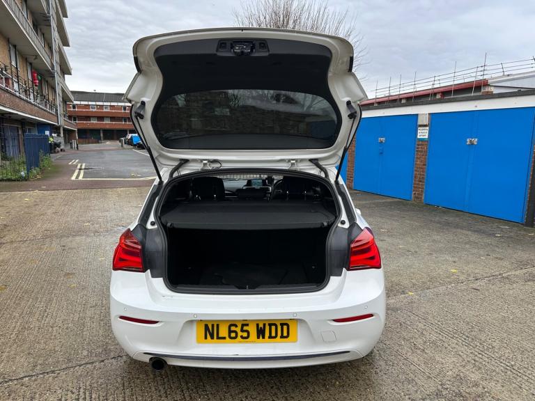 2015 BMW 1 Series 118i [1.5] Sport 5dr HATCHBACK Petrol Manual