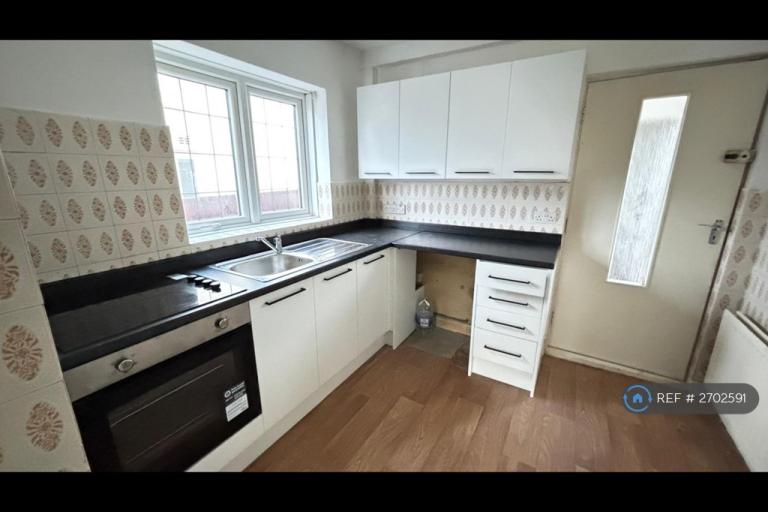 3 bedroom house in Pemberton Crescent, Middlesbrough, TS4 (3 bed) (#2702591)