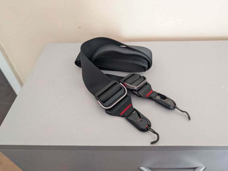 Peak Desighs Slide camera strap – Good Condition