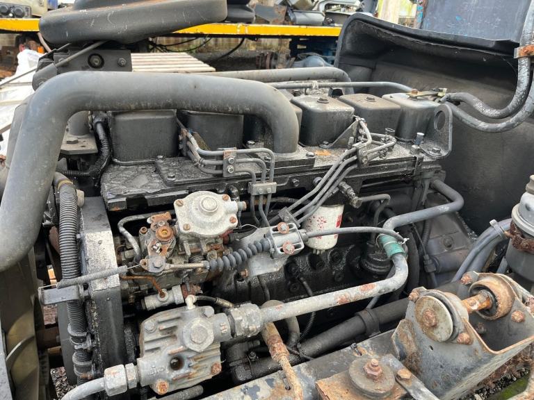 CUMMINS 6BT diesel engine and gearbox with Pto 6 cylinder 