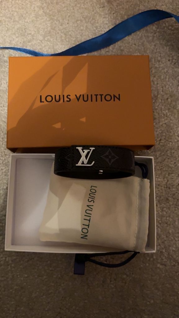 Louis Vuttion Bracelet 