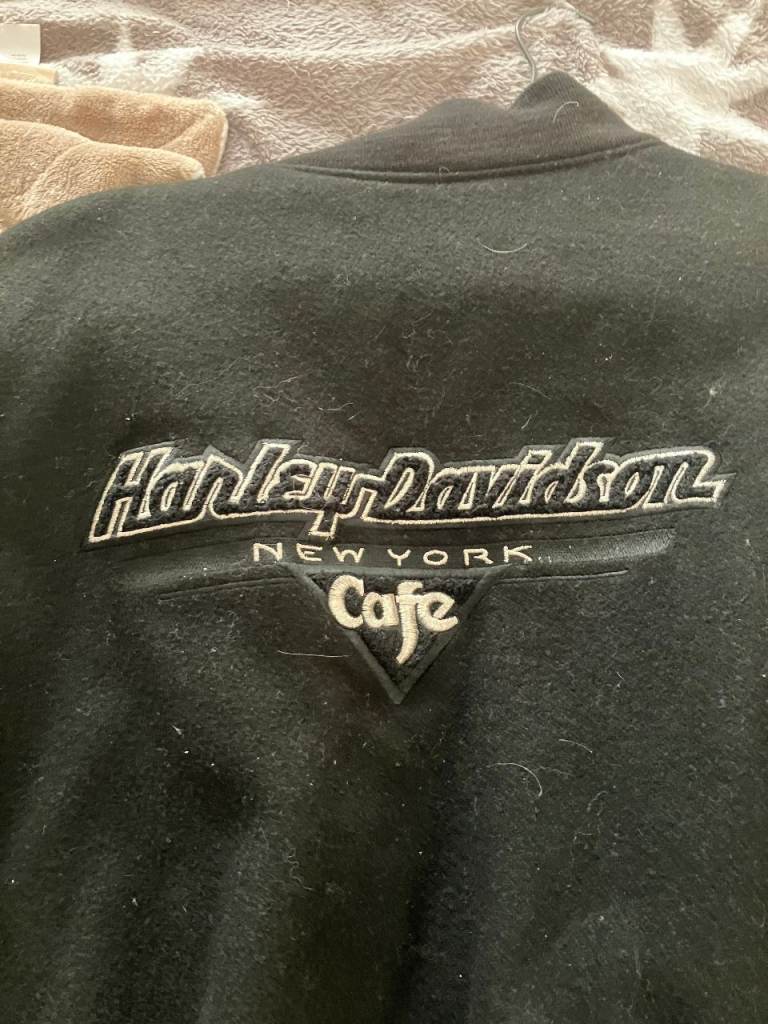 GEN VERY COLLECTABLE HARLEY NEW YORK CAFE BASEBALL TYPE JACKET  SIZE LARGE