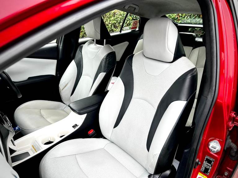 Toyota, PRIUS Excel, Hybrid, Hatchback, 2016 (66 Reg), 1798 (cc), 5 doors