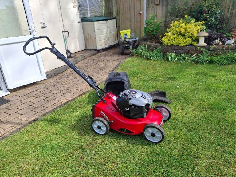 Lawn Master Motor Mower