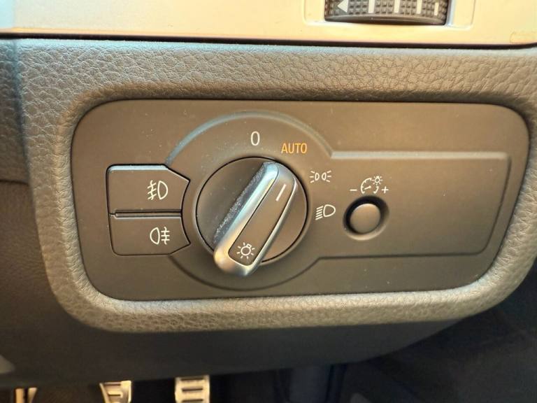 2017 17 VOLKSWAGEN TOUAREG 3.0 TDI V6 BLUEMOTION TECH R-LINE PLUS SUV 5DR DIESEL