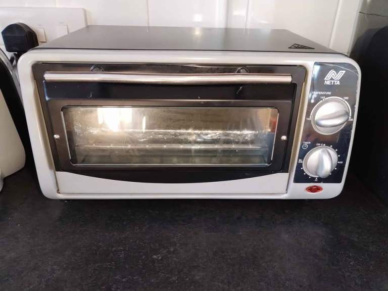 Mini oven low wattage