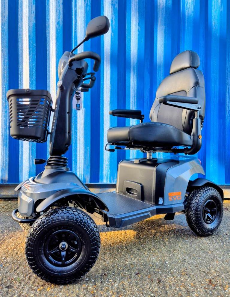 2025 Galaxy 2 Compact Evo II - Lithium - 8MPH Mobility Scooter **ONLY 2 miles**