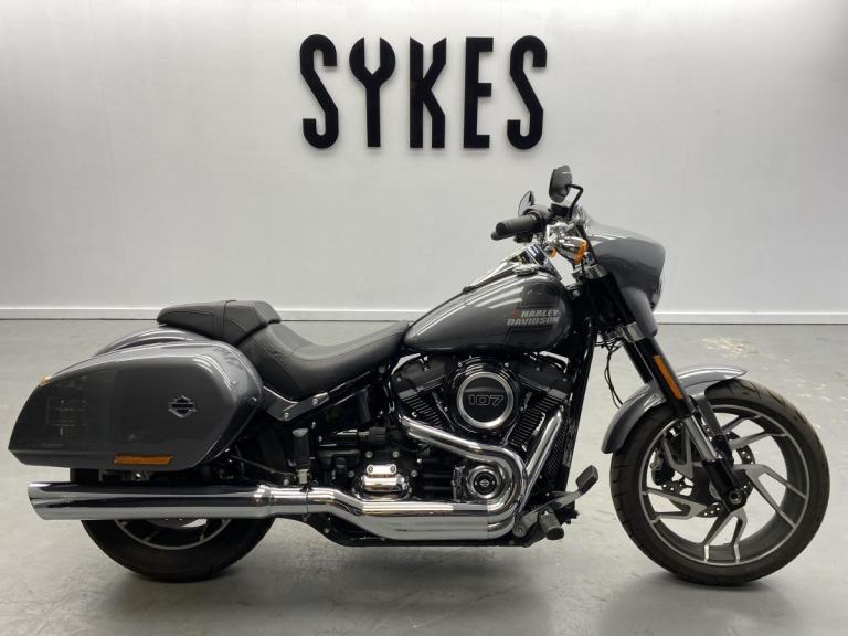 2022 Harley-Davidson FLSB Softail Sport Glide in Gauntlet Grey