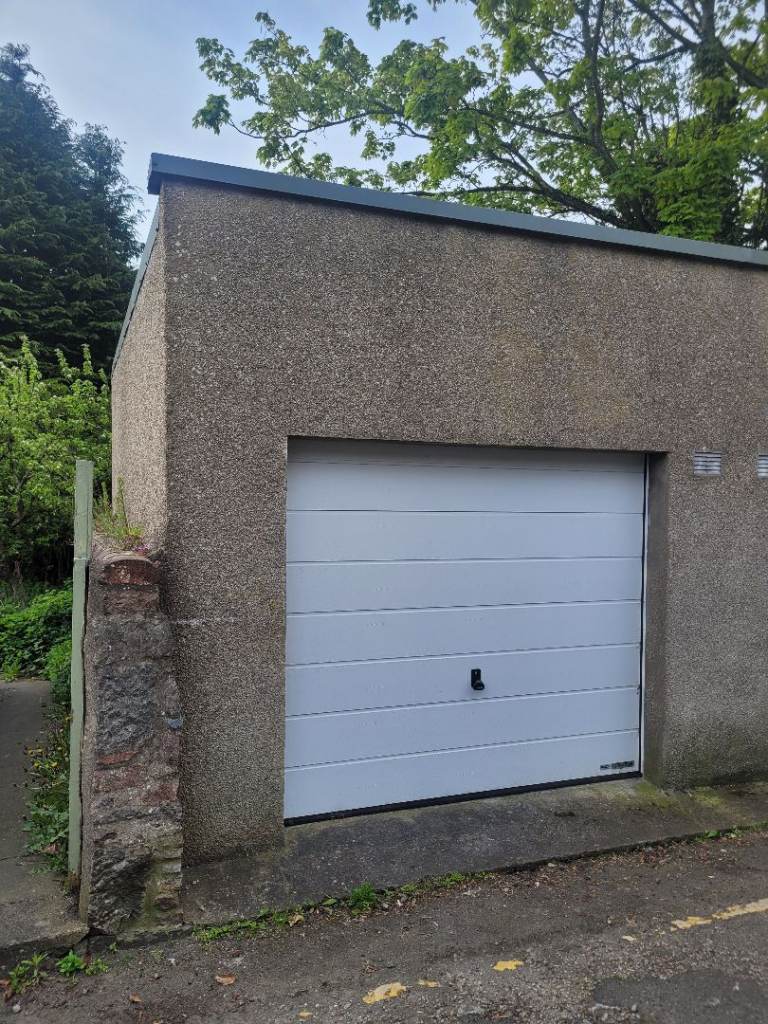 Lock up garage for rent, Union Grove, Aberdeen. 