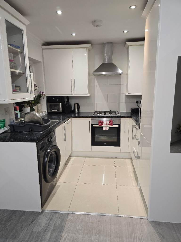 For couple or single  ,,Double room UB79LB 