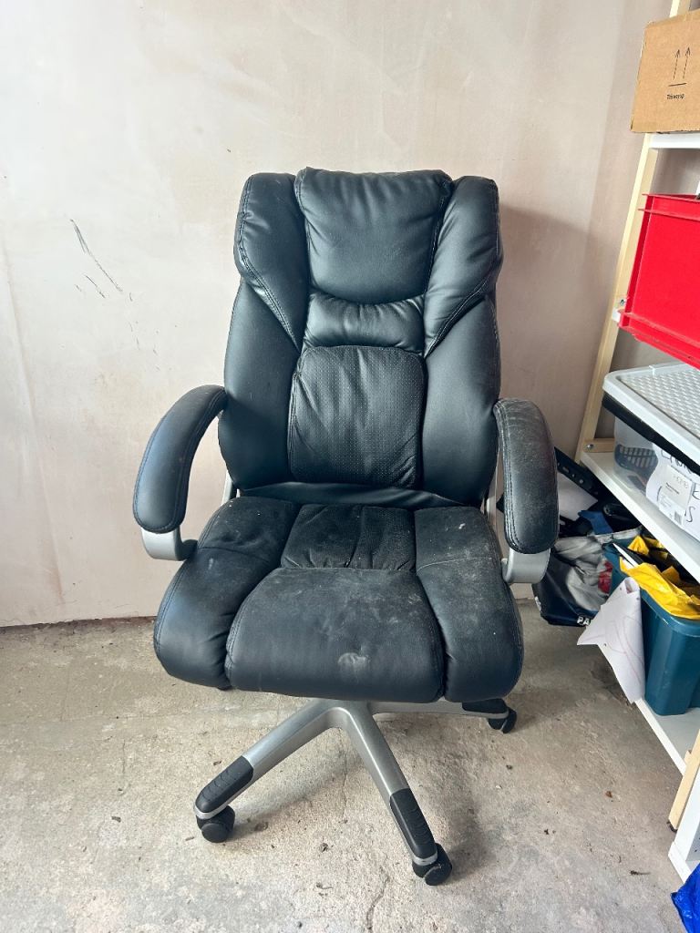 Black Office Chair 