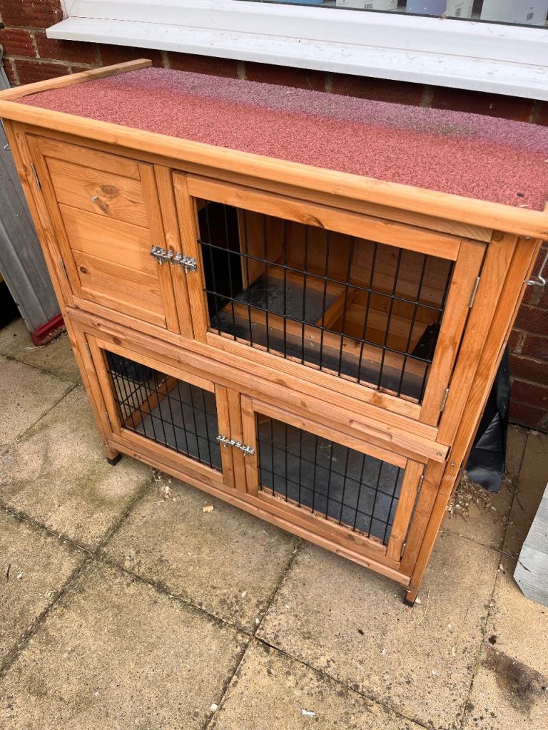 Rabbit hutch 