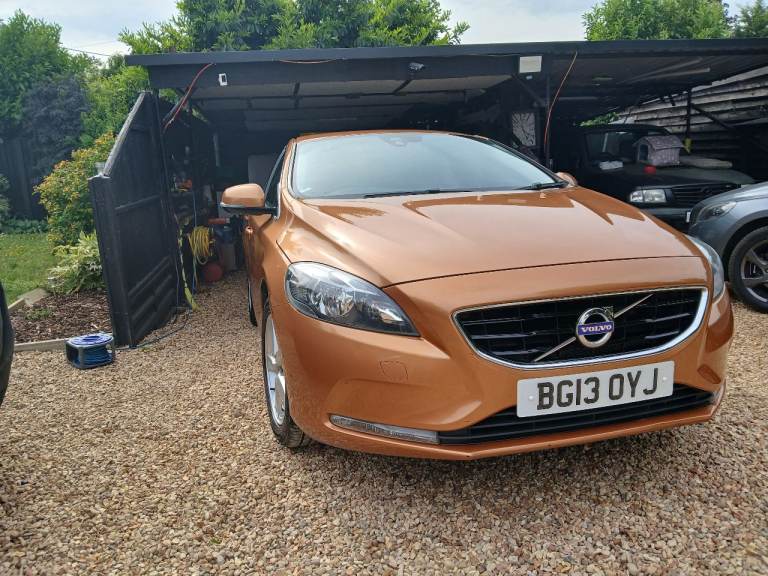 Volvo V40 SE D2