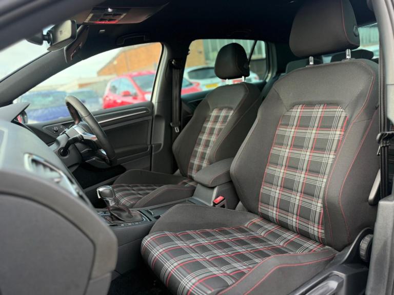  Volkswagen Golf 2.0 TSI GTI DSG Euro 6 (s/s) 5dr Petrol Automatic