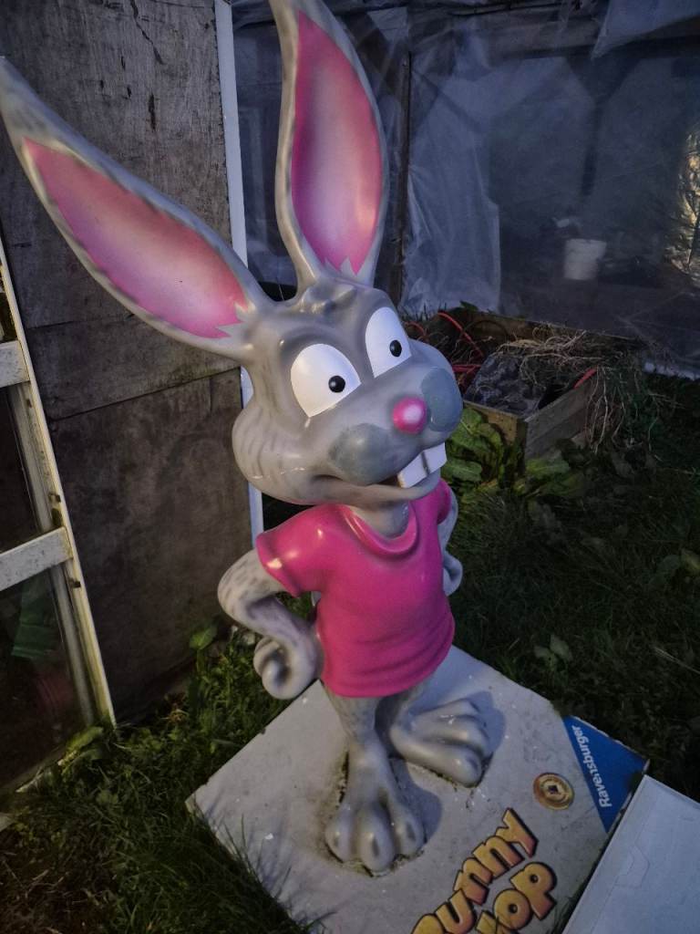 Easter bunny 