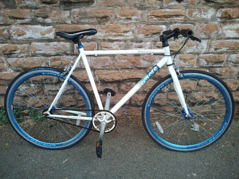 Coyote TRA-FIX-2G Single Speed Flip Flop Large 22-inch Fixie Road Bike