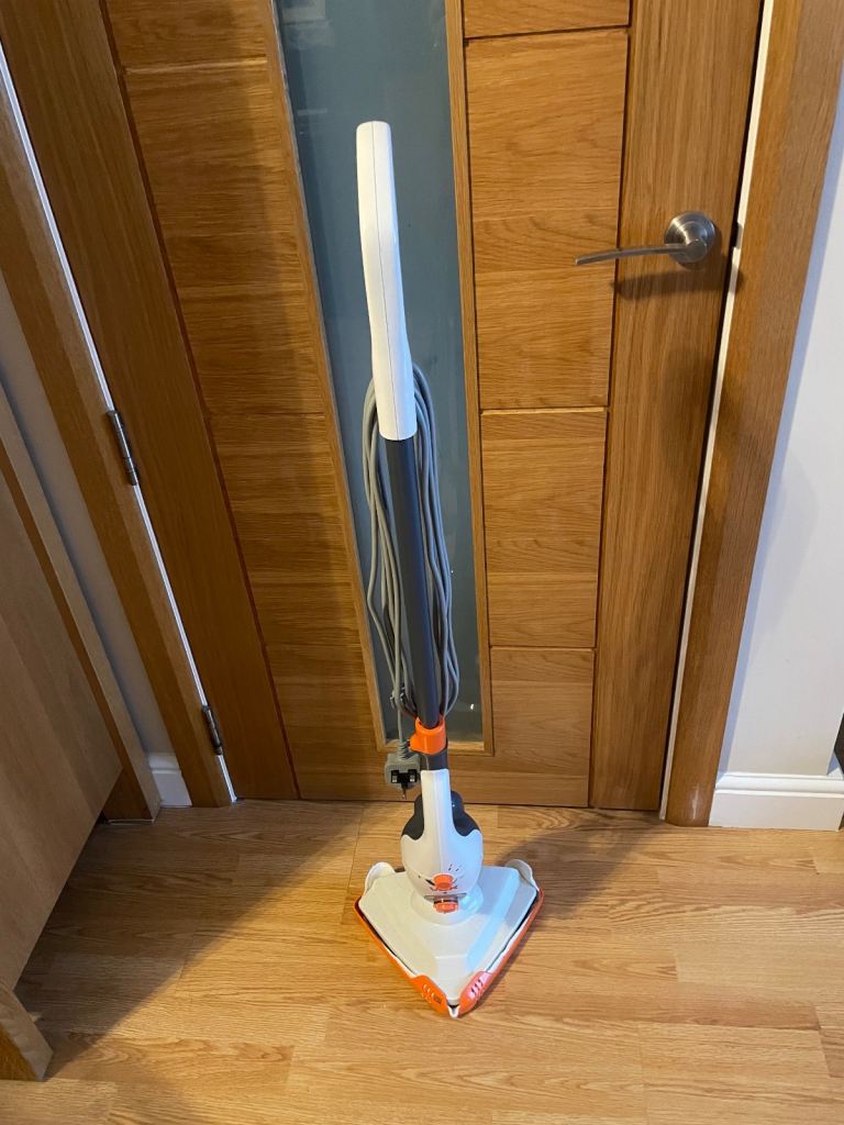Vax IPX4 steam mop cleaner
